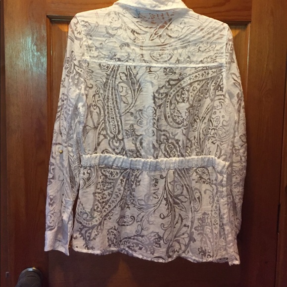 Top - Picture 2 of 2