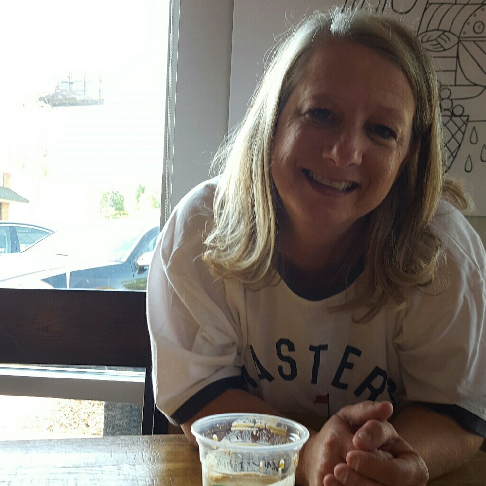 Meet your Posher, Sharon