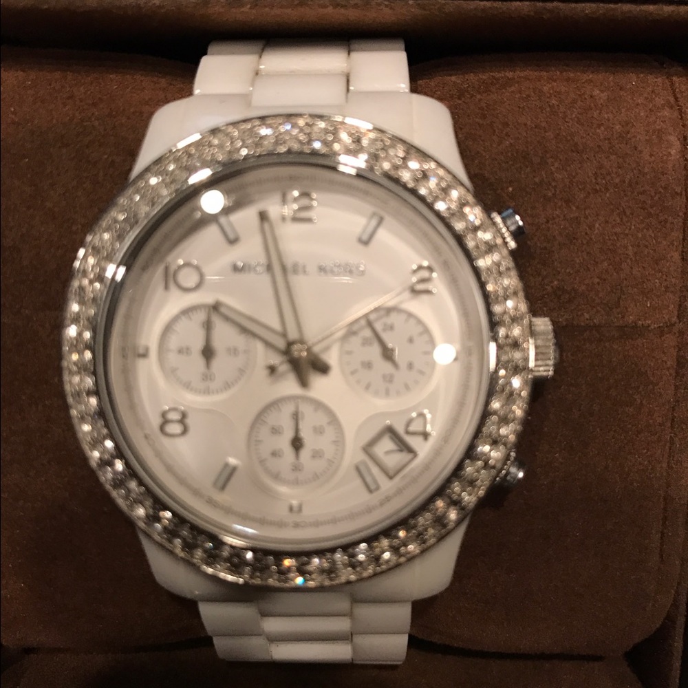 AUTHENTIC Michael Kors white ceramic watch.