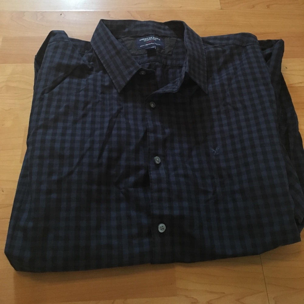 AE Nave Checked button down