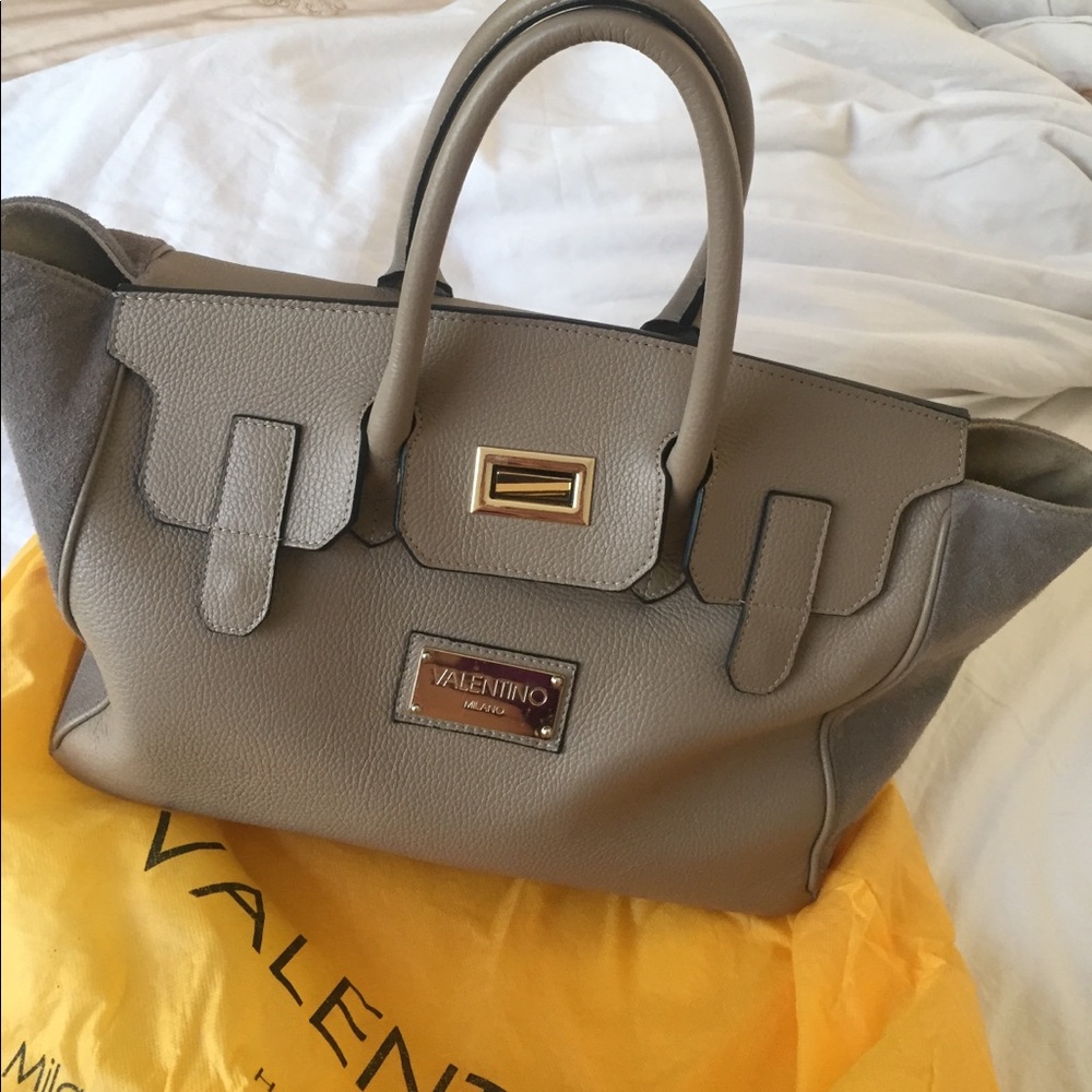 VALENTINO by *Mario Valentino* Omnia Tote