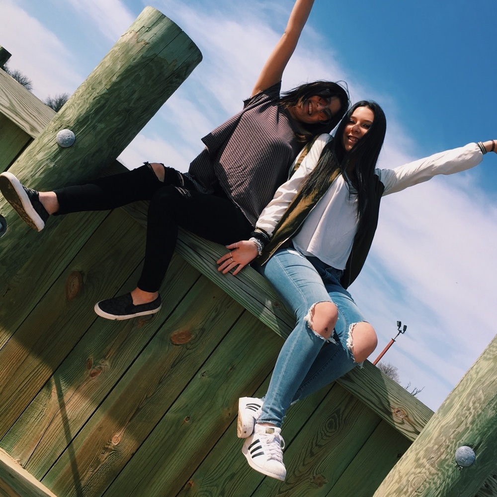 Meet your Posher, Adriana