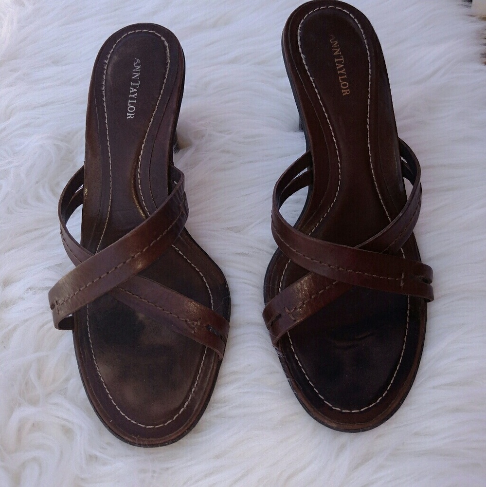 Ann Taylor Mule style Sandal heel Brown 7M