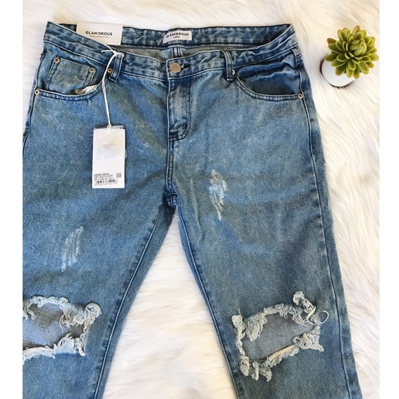 NWT Glamorous Distressed Boyfriend Jeans - Picture 3 of 4