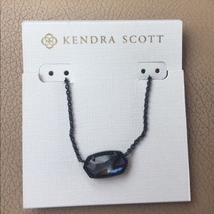 Kendra Scott necklace