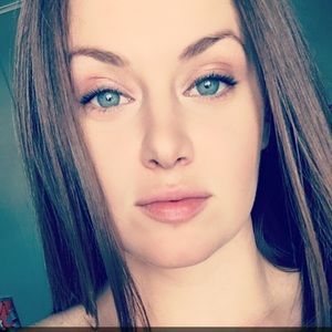 Meet your Posher, Aleesha