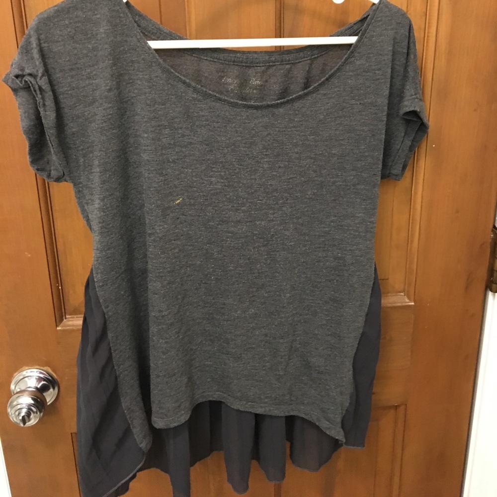 American Eagle shirt