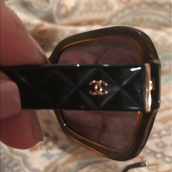 AUTHENTIC Chanel sunglasses. main image 6