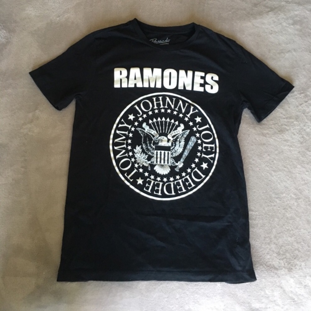 Ramones t shirt