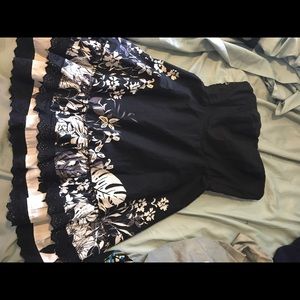 Strapless flared black and white dress