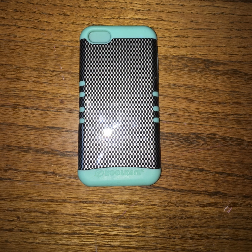 light blue and black iPhone 5c phone case