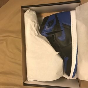 Royal 1s