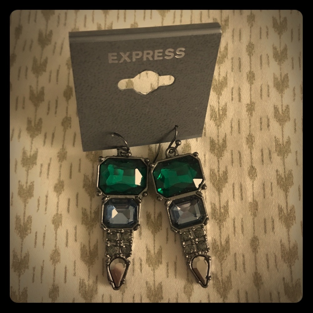 Express earrings NIP