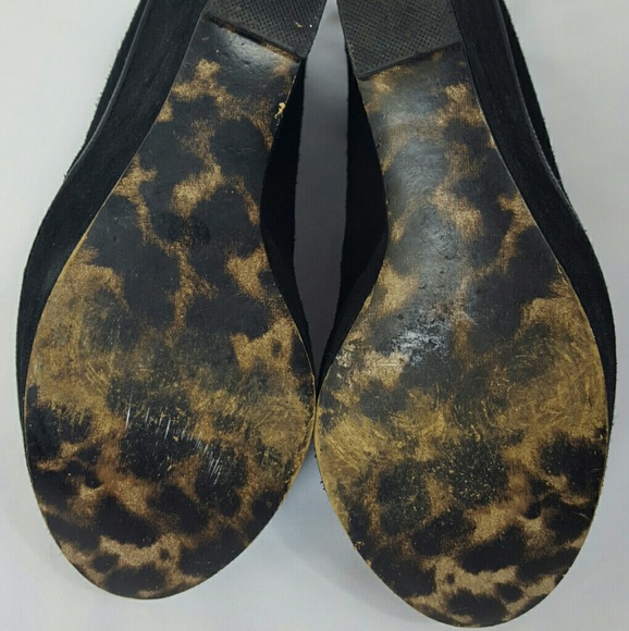 SOLD - Betsey Johnson Black Suede 5" Wedges 8B - Picture 4 of 4