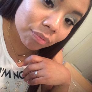 Meet your Posher, Filena