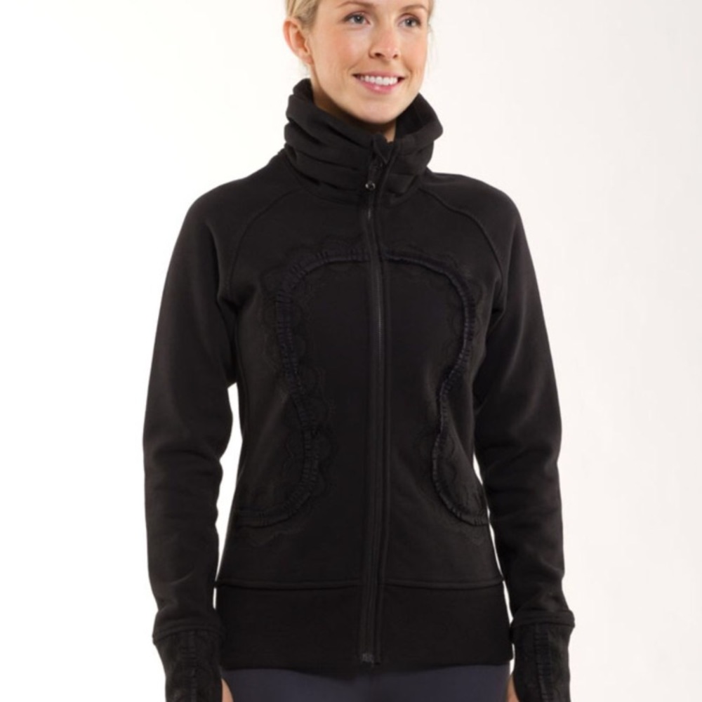 Lululemon vintage Cuddle up hoodie- size 6