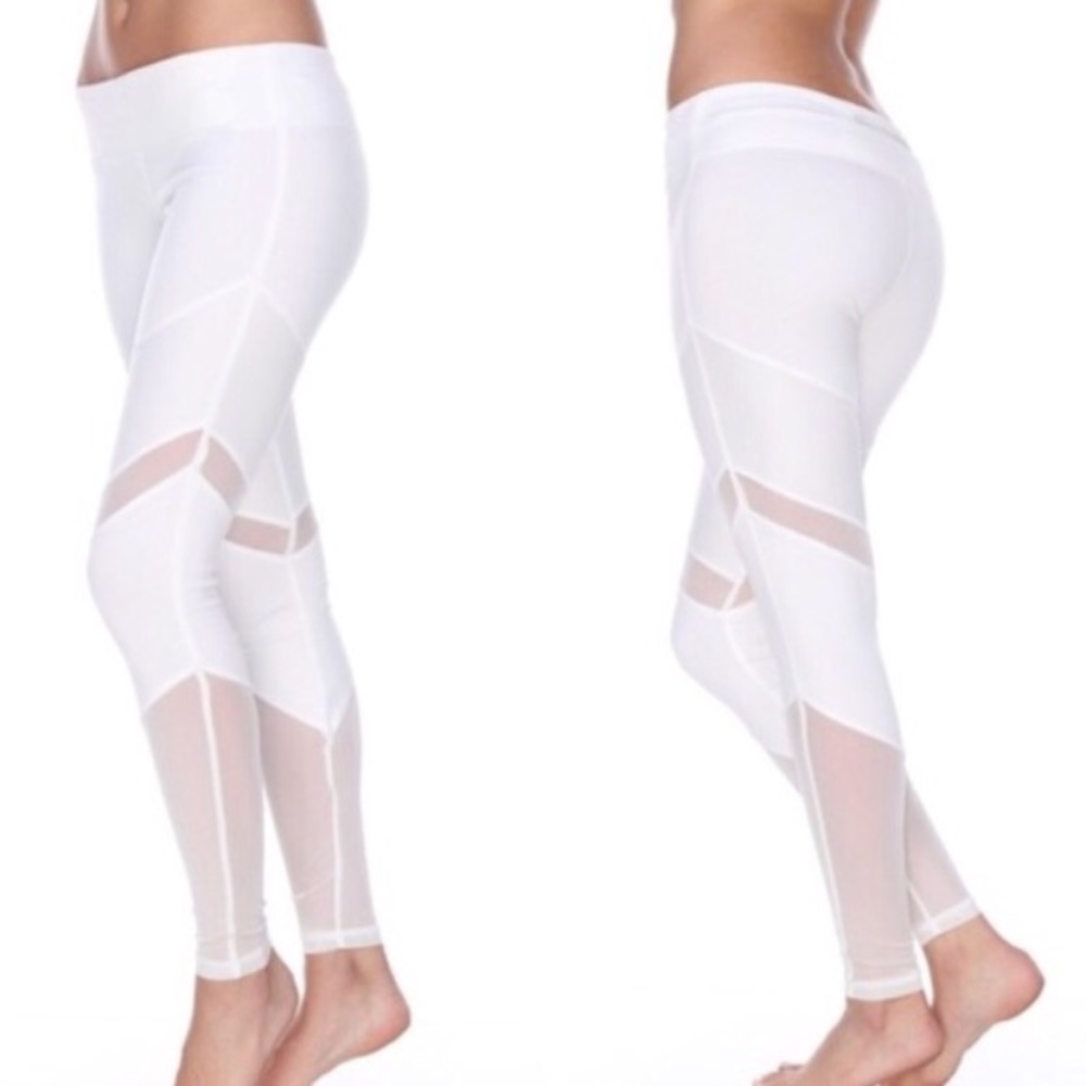 Mesh yoga pants! - Picture 2 of 2
