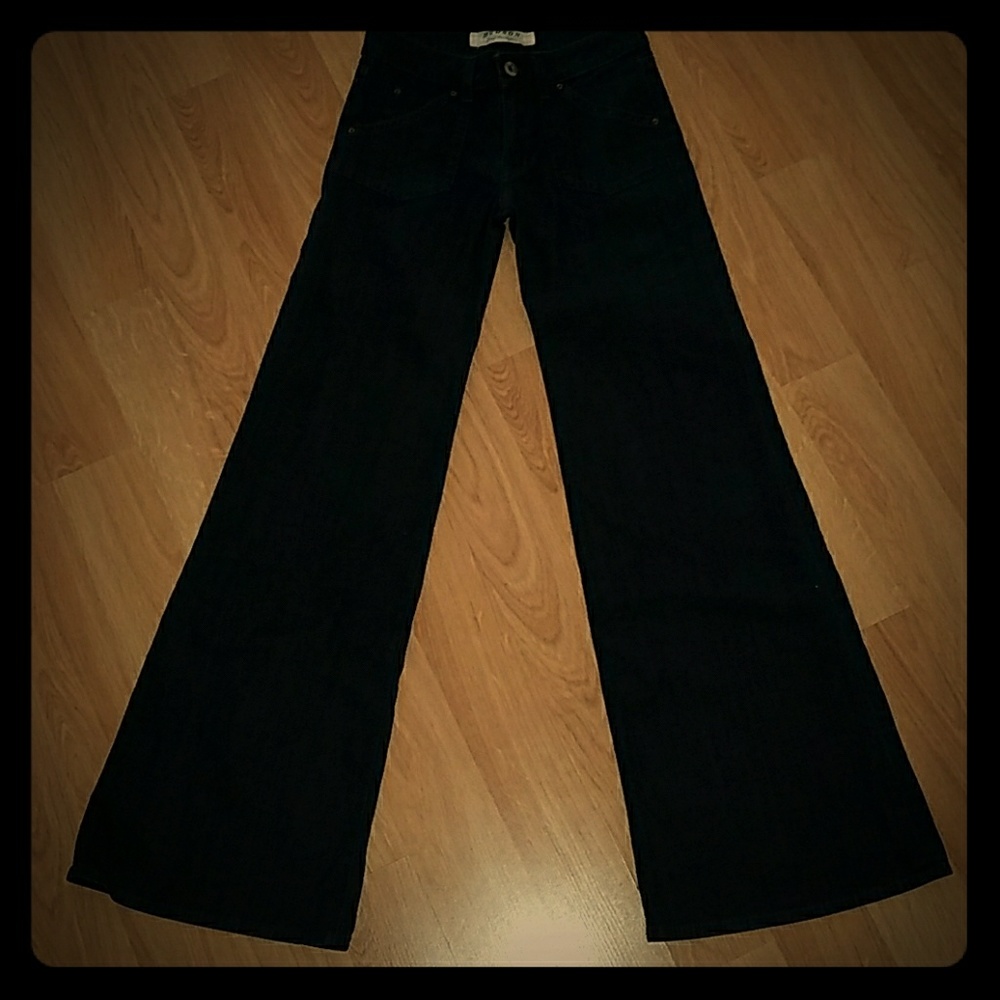 Hudson Wide leg jeans.