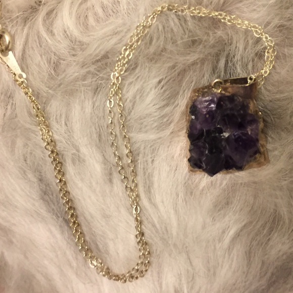 Jewelry - Uncut Amethyst Pendant on Gold Chain