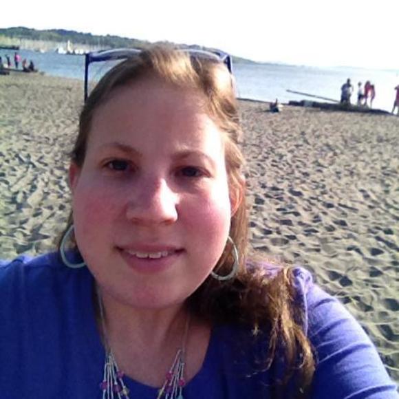 Meet your Posher, Courtney - Picture 1 of 1