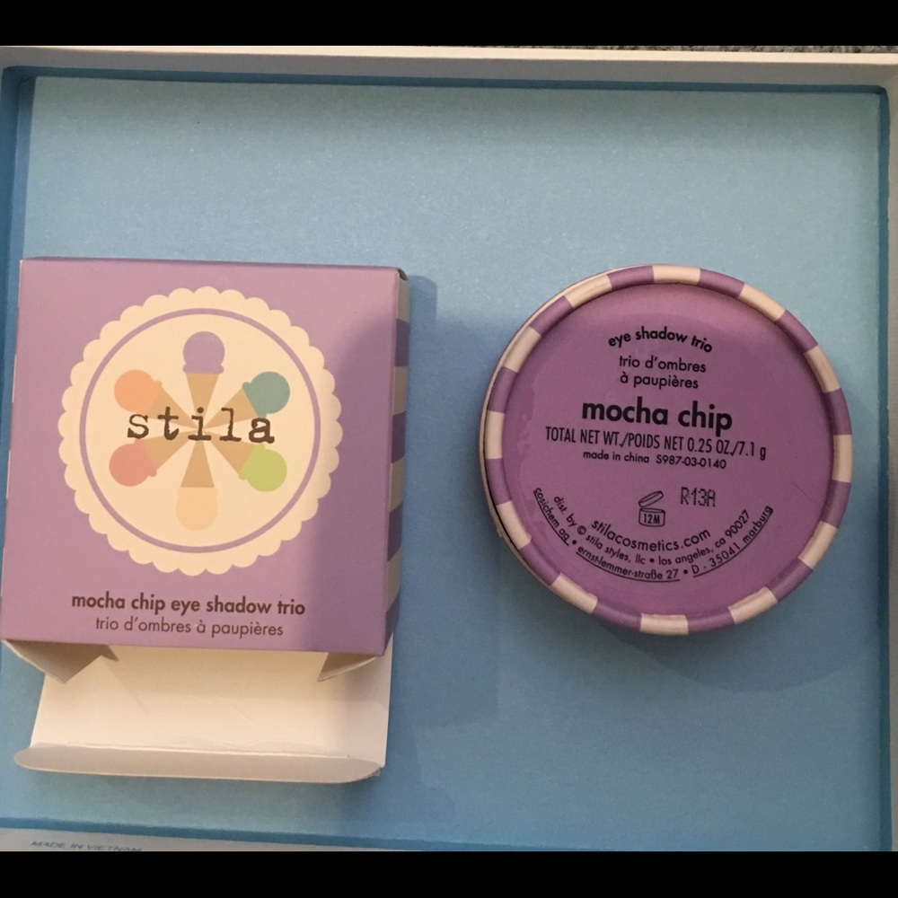 Brand new Stila mocha chip eye shadow trio