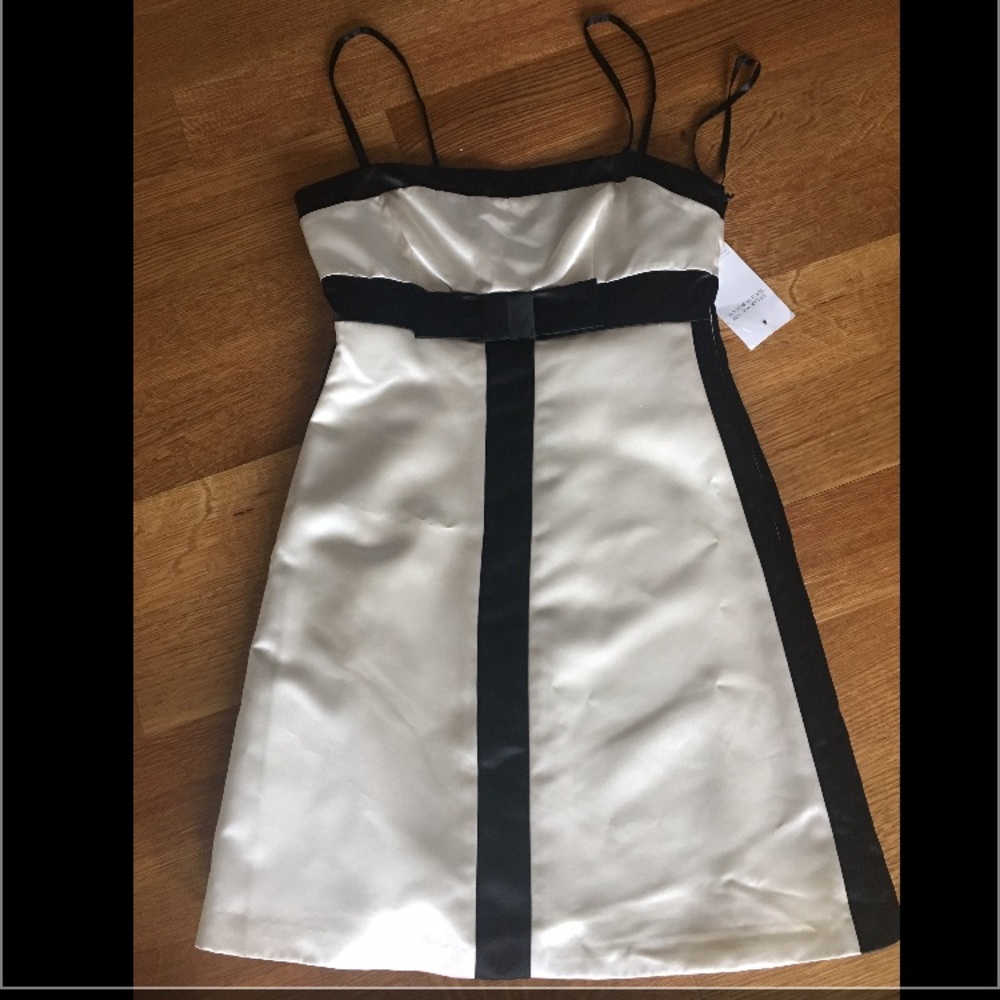 BCBG off white and black satin dress size 6