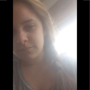 Meet your Posher, Marissa