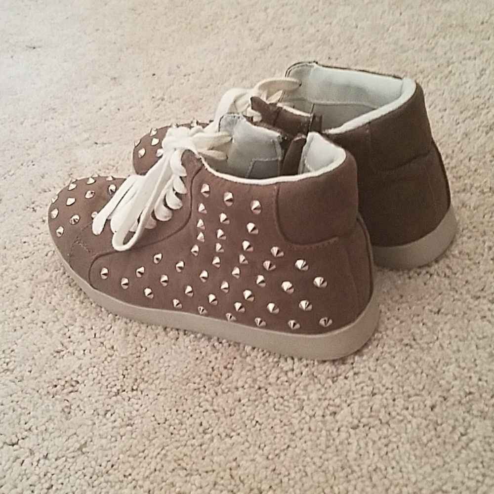 Cute Studded suede sneakers
