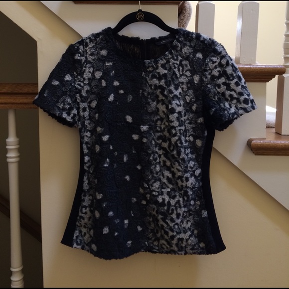 BCBGMaxAzria Tulum navy/white faux fur top. - Picture 1 of 5