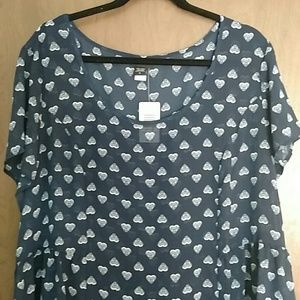 Torrid 3x navy heart print side flounce blouse