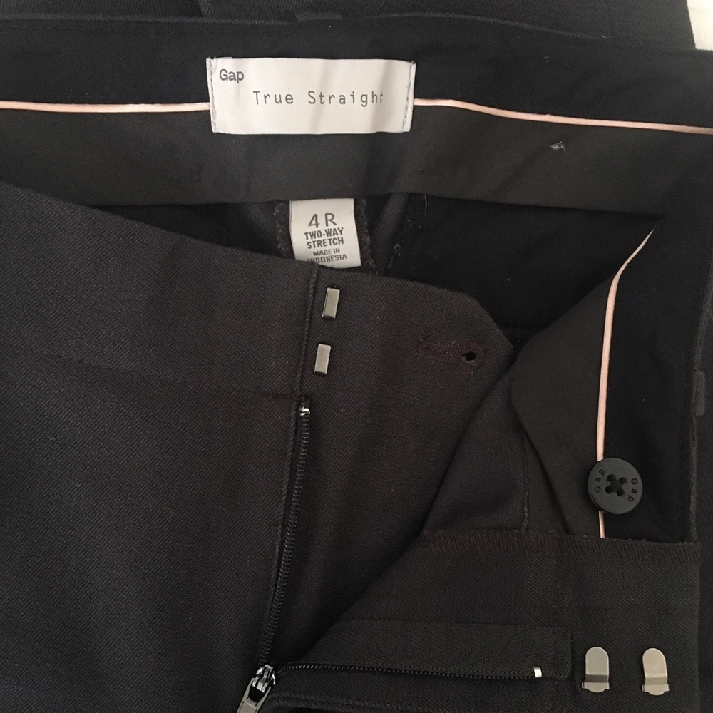 NWOT Gap Straight Leg Pants