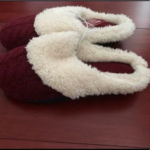 Burgundy-and-white home slippers