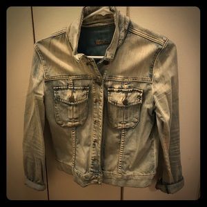 Light wash jean jacket