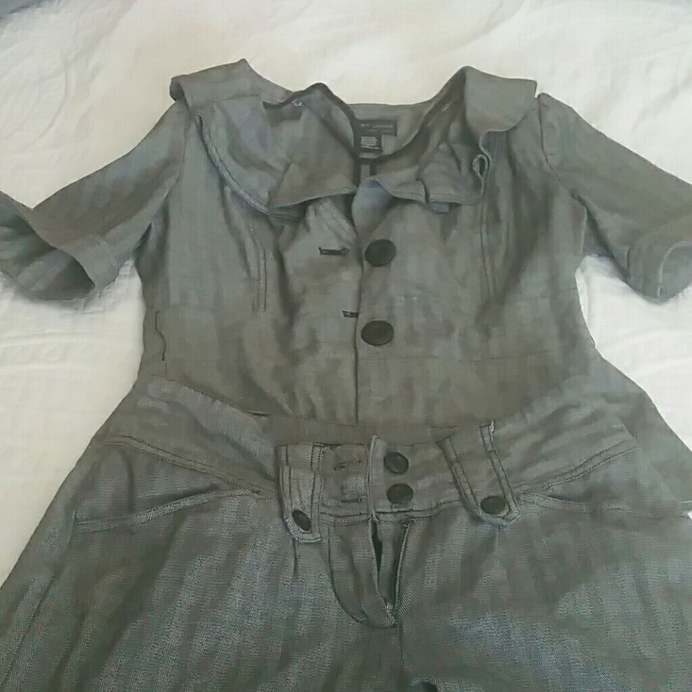 Cute Capri business suit! !