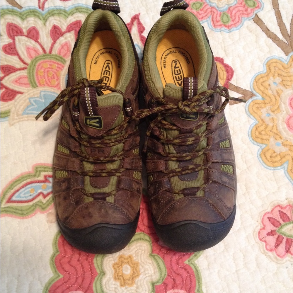 Keen leather hikers size 7