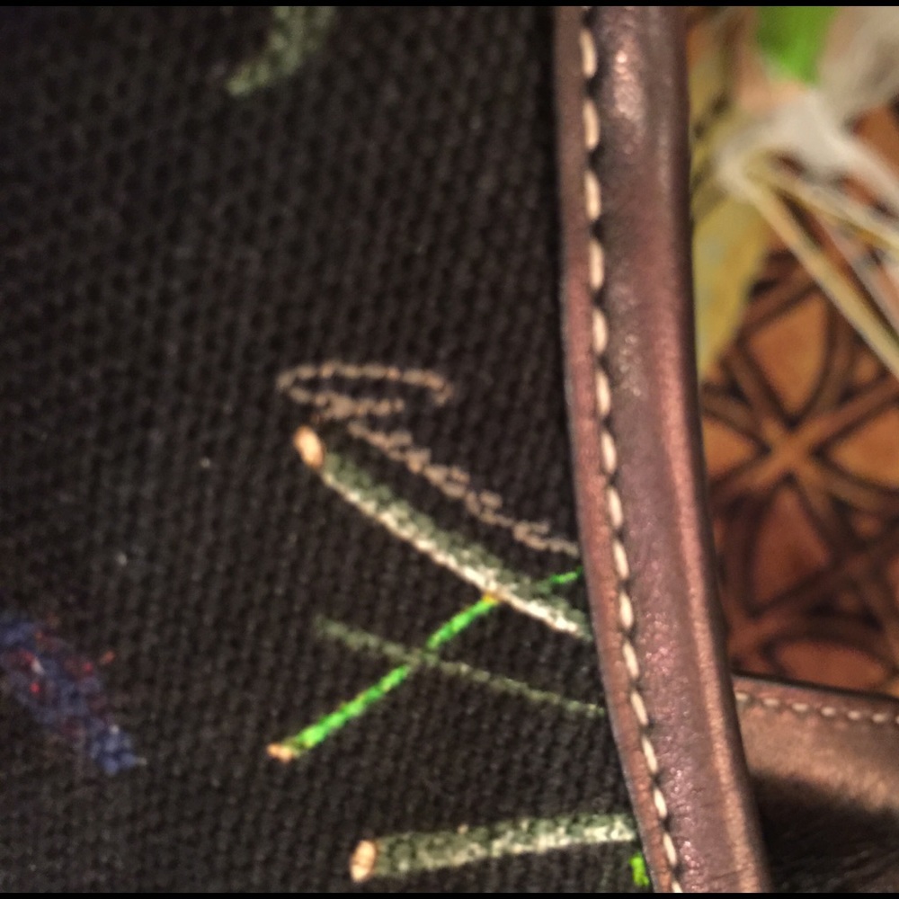 SOLD Gucci floral hobo unique and rare. - Picture 7 of 8