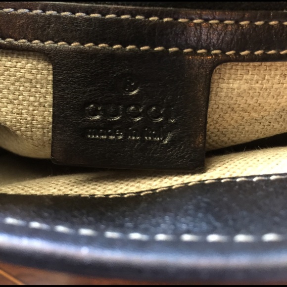 SOLD Gucci floral hobo unique and rare. - Picture 3 of 8