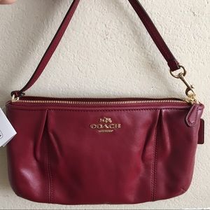 Coach Colette Leather Wristlet In Crimson