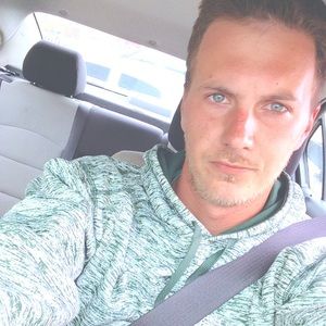 Meet your Posher, Adam