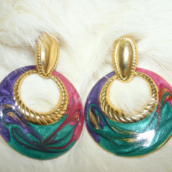 (SOLD) Vintage (pierced)costume earrings - Picture 1 of 1