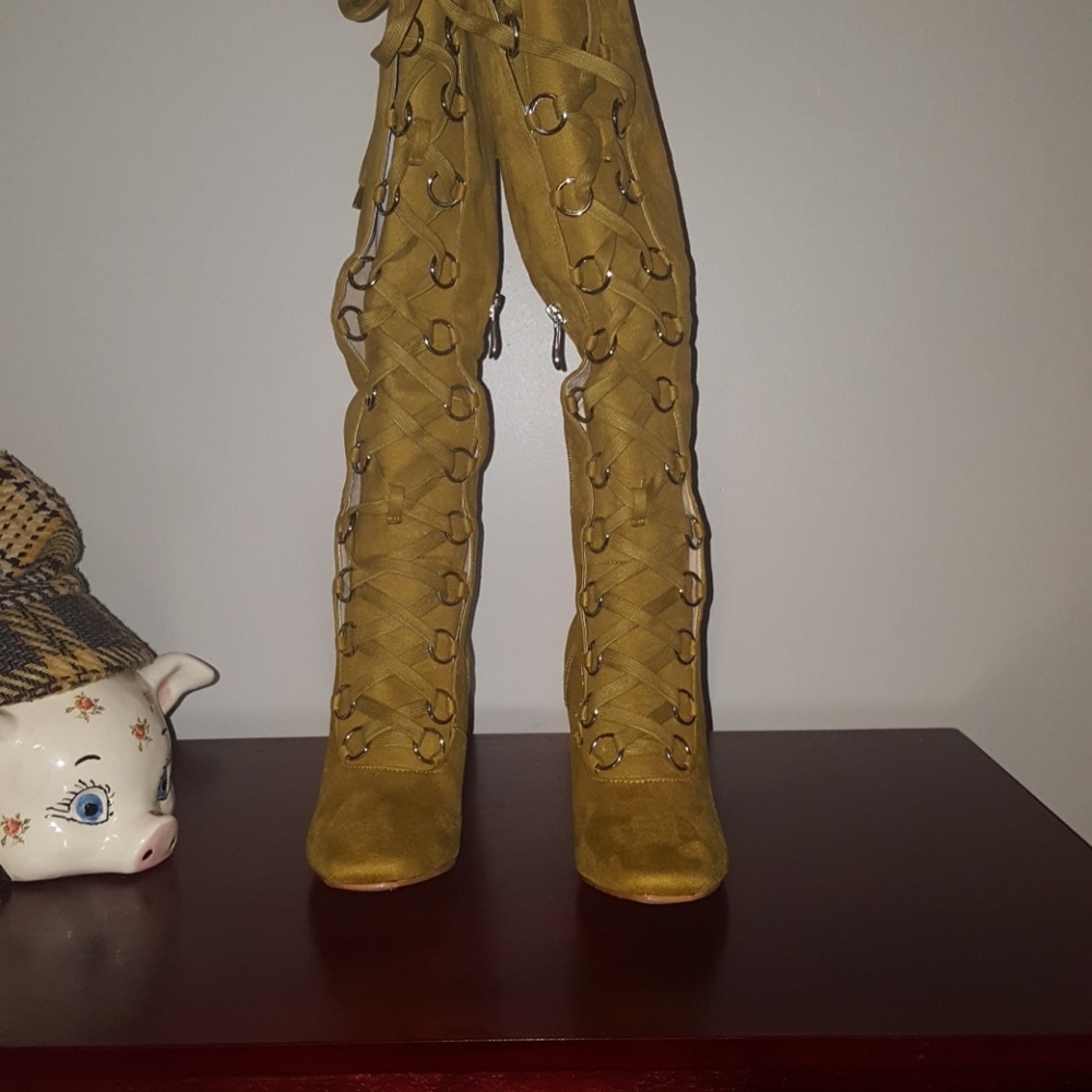 Boots - Picture 2 of 2