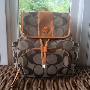 Coach Signature Stripe Backpack🎒