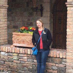 Meet your Posher, Kat