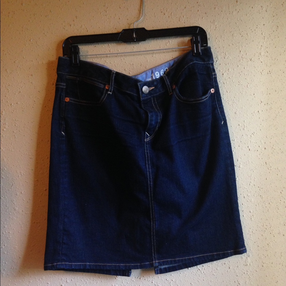Denim skirt