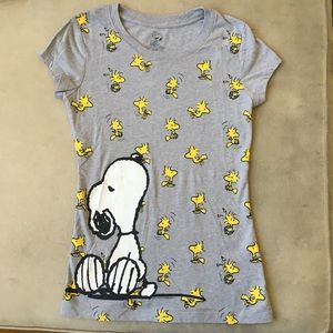 Peanuts Snoopy T-shirt.