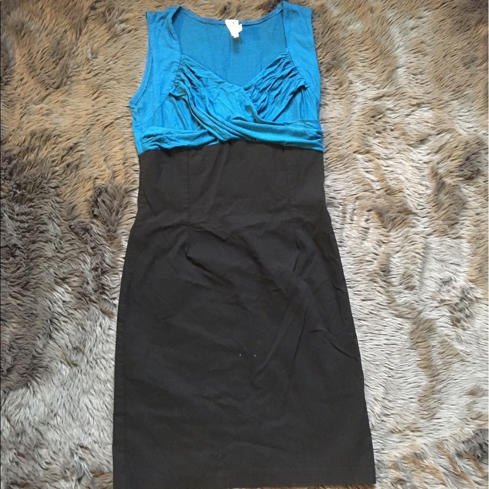 ⭐️ Blue/black dress