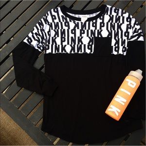 Victoria's Secret PINK long-sleeved shirt