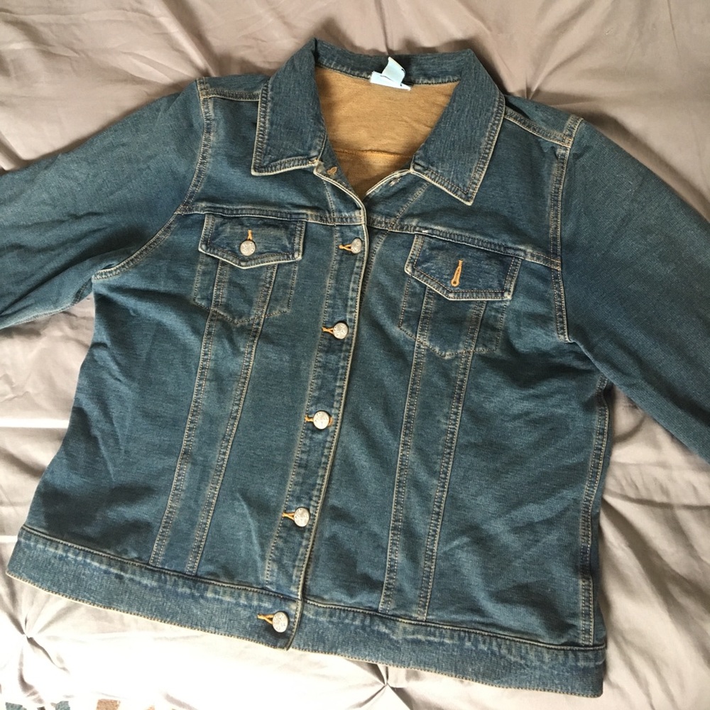 Super awesome stretchy slightly cropped jacket