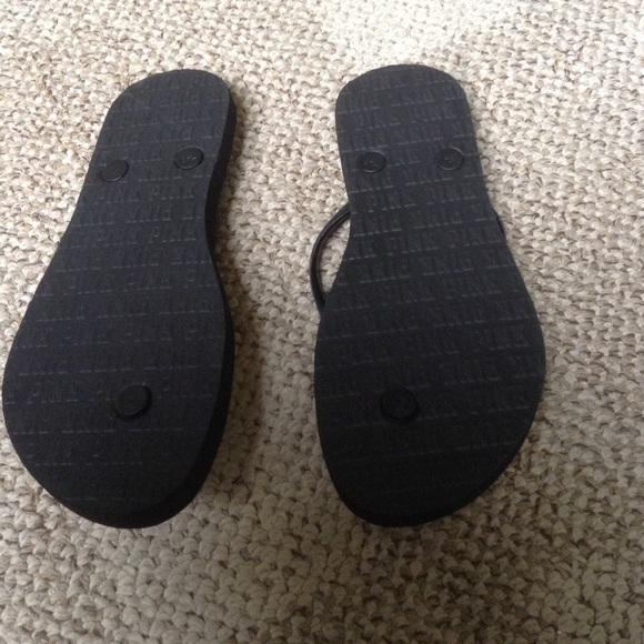 SOLD VS PINK flip flops with 20 pink purchase! - Picture 3 of 3