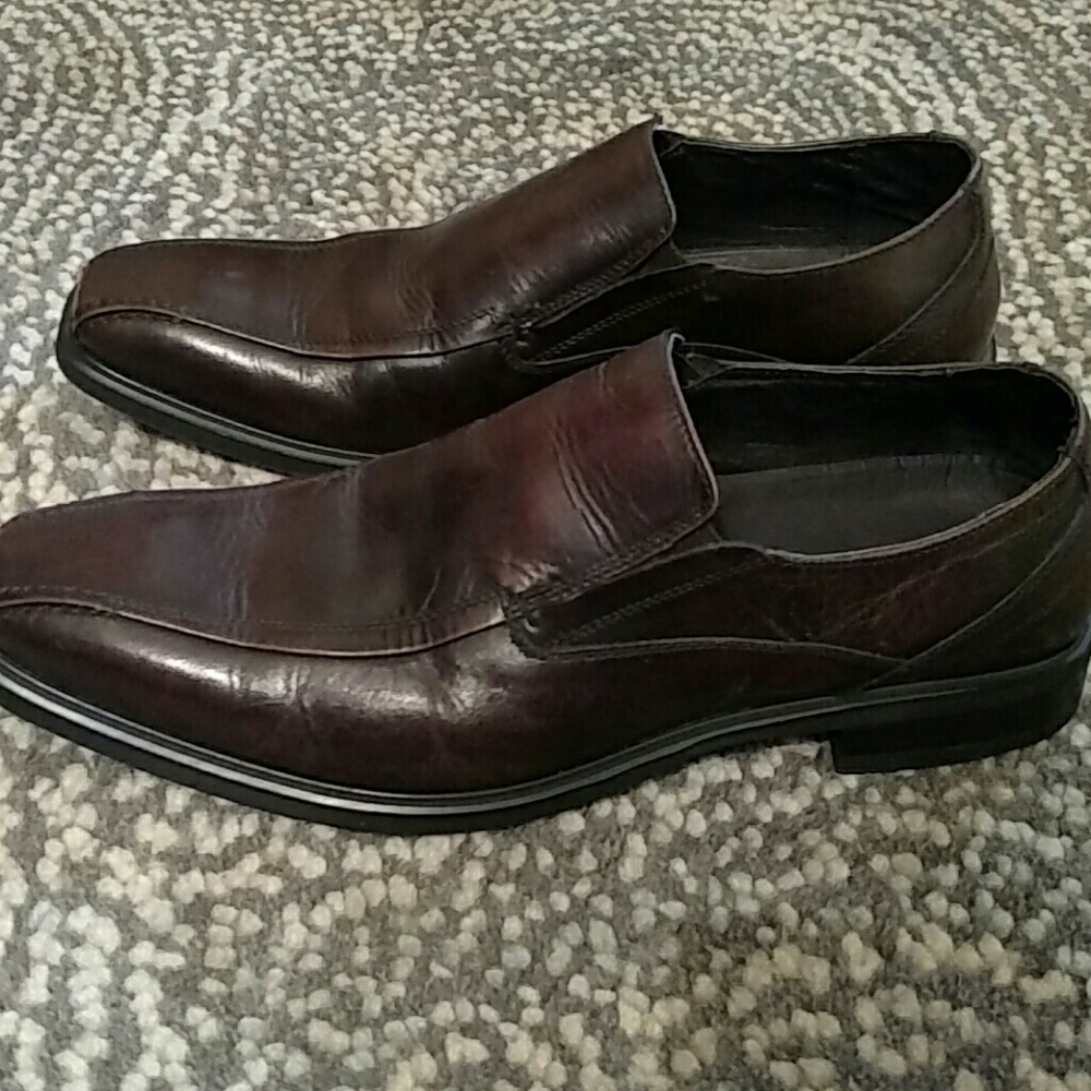 shoes - Picture 3 of 4